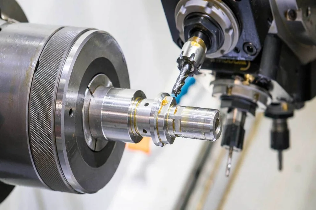 Usinage CNC haute précision sur pièce métallique